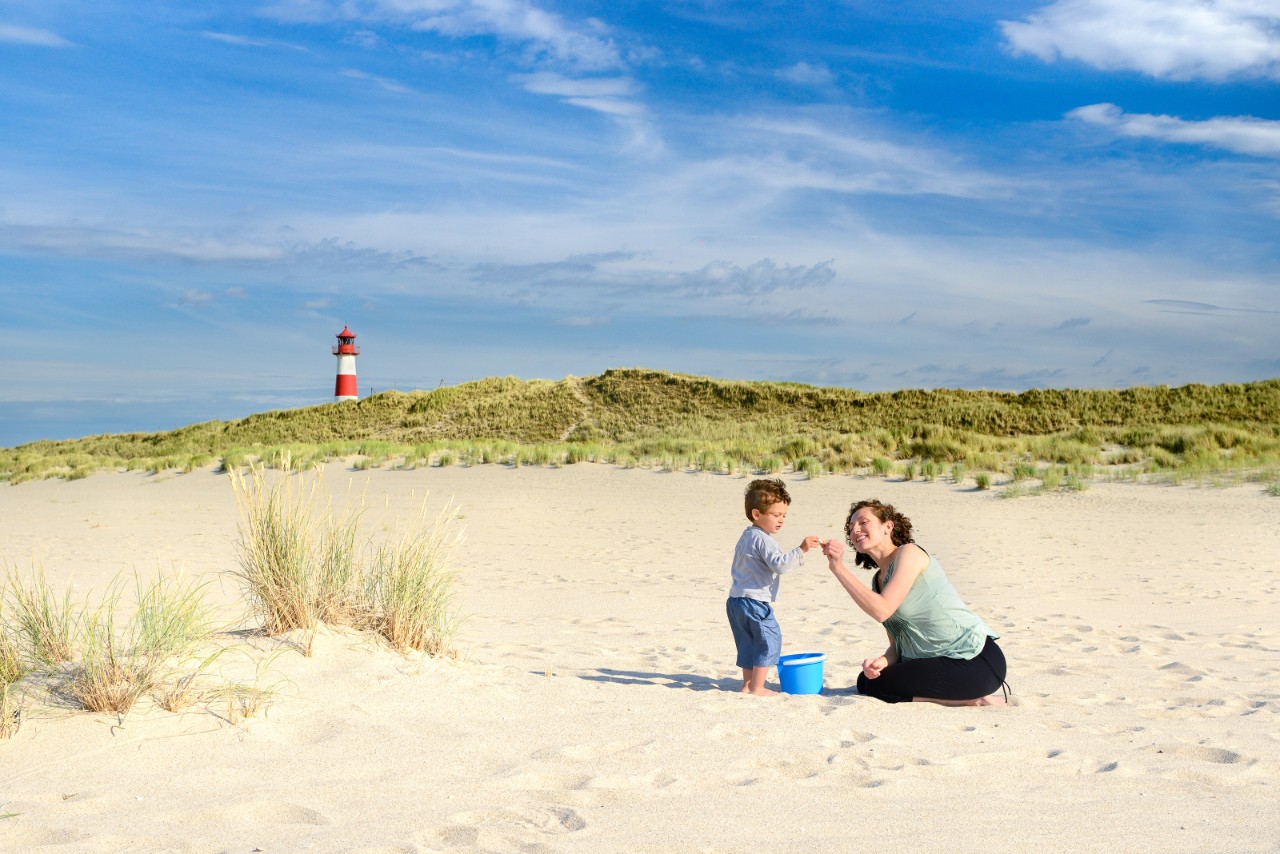 Ellenbogen-Strand mit Leuchtturm in List Ost