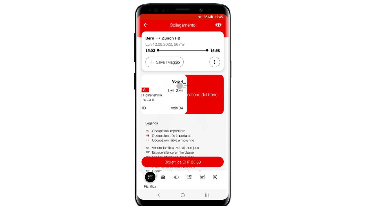 Seleziona un collegamento sull’app Mobile FFS. Scorri il collegamento con il dito da destra a sinistra.