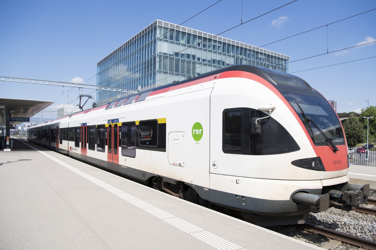 RER Vaud FLIRT trains.